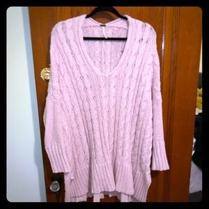 Light pink tunic length free people sweater!